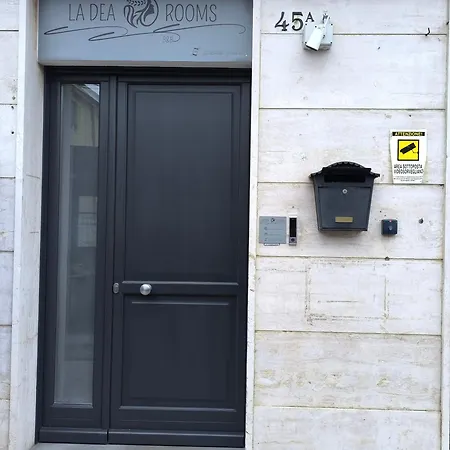 Pensión La Dea Ferrara